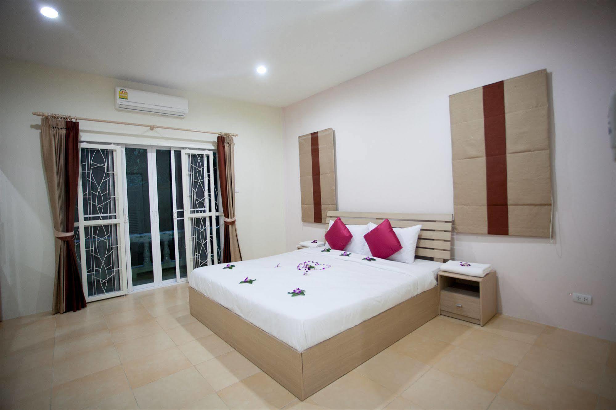 Lucky Lek Resort Rawai Eksteriør billede