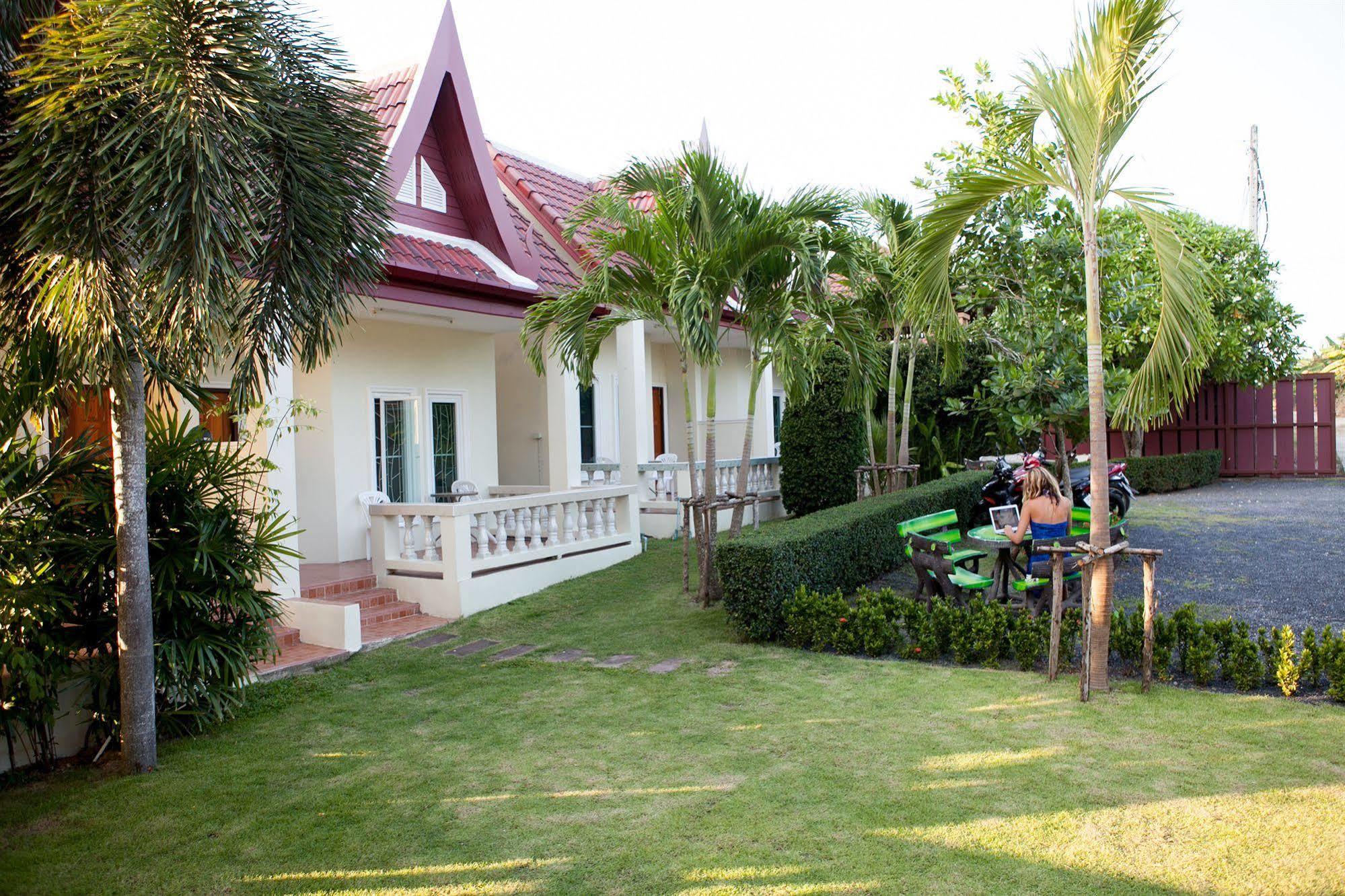 Lucky Lek Resort Rawai Eksteriør billede